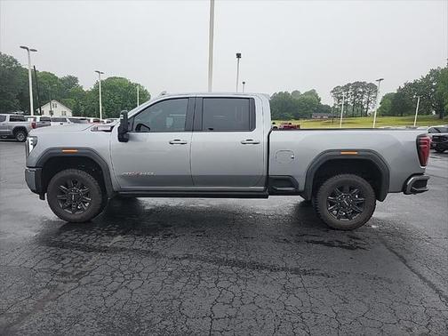 2025 GMC Sierra 2500 AT4