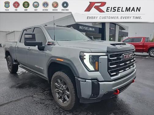 2025 GMC Sierra 2500 AT4
