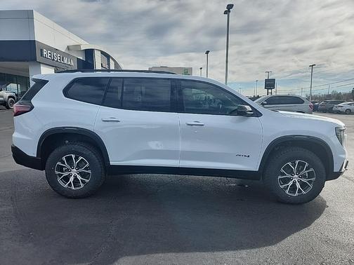 2026 GMC Acadia AT4 AWD