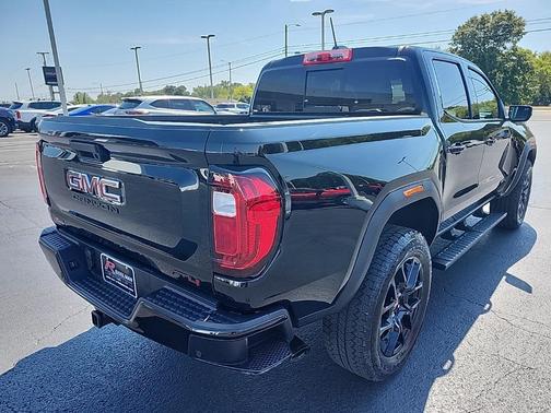 2025 GMC Canyon AT4