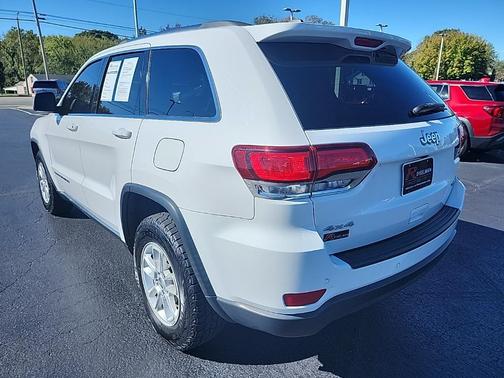 2020 Jeep Grand Cherokee Laredo