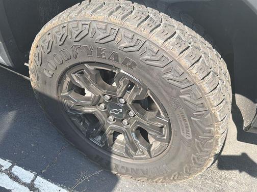 Sand Dune Metallic 2022 Chevrolet Silverado 1500 ZR2