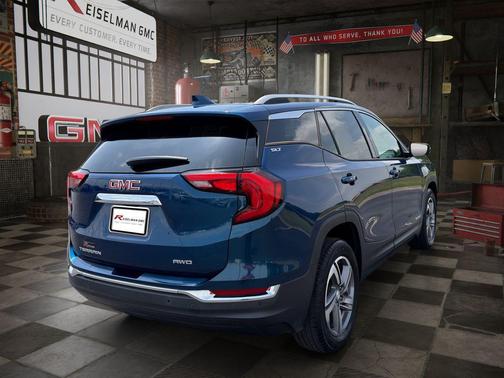 Blue Emerald Metallic 2019 GMC Terrain SLT