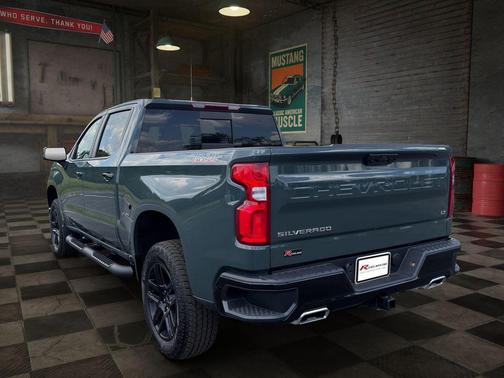 Cypress Gray 2026 Chevrolet Silverado 1500 LT Trail Boss