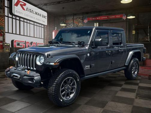 Granite Crystal Metallic Clearcoat 2021 Jeep Gladiator Overland