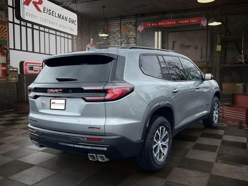 2026 GMC Acadia AT4 AWD