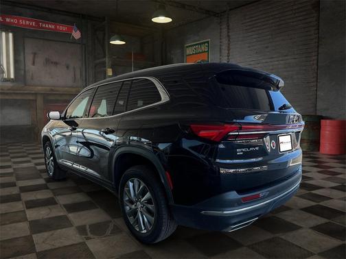 2025 Buick Enclave Preferred FWD