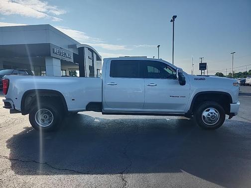 2022 Chevrolet Silverado 3500 High Country