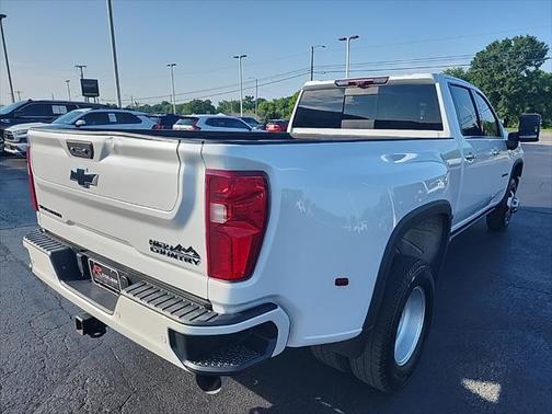 2022 Chevrolet Silverado 3500 High Country