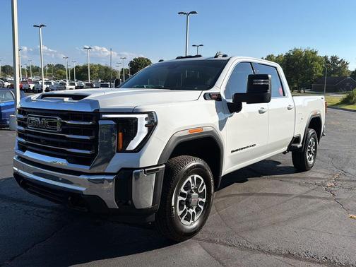 Summit White 2026 GMC Sierra 2500 SLE