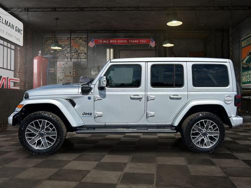 Silver Zynith Clearcoat 2024 Jeep Wrangler 4xe High Altitude