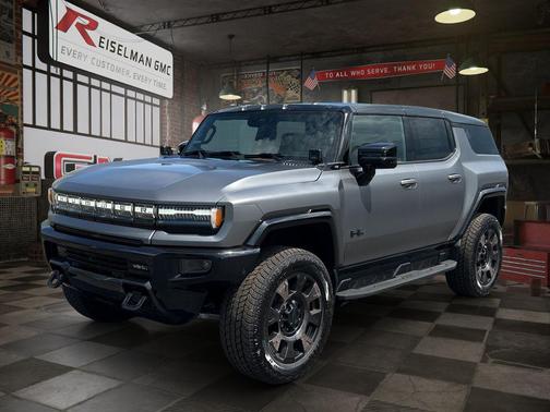 Magnus Gray Matte 2026 GMC HUMMER EV SUV 3X