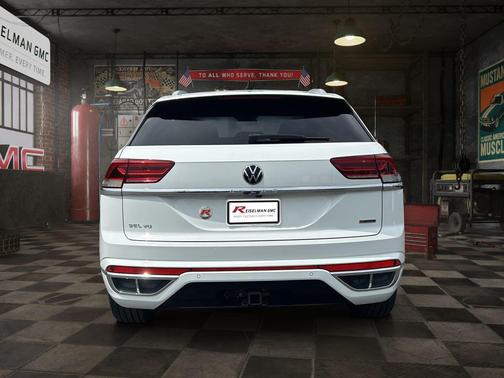 Pure White 2020 Volkswagen Atlas Cross Sport 3.6L V6 SEL 4MOTION