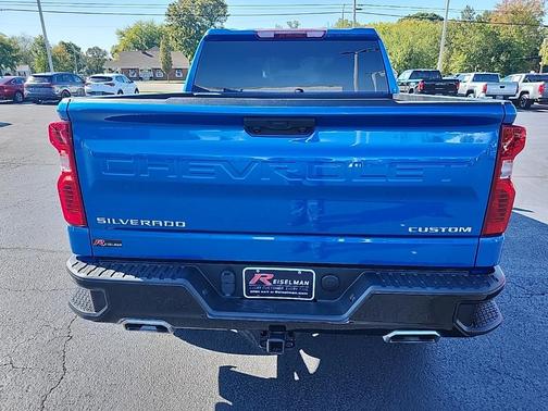 2022 Chevrolet Silverado 1500 Custom Trail Boss