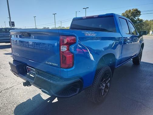 2022 Chevrolet Silverado 1500 Custom Trail Boss