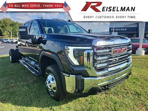 2026 GMC Sierra 3500 SLE