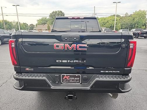 2025 GMC Sierra 2500 SLE