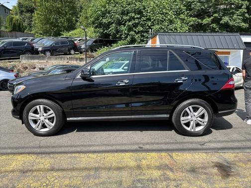 2013 Mercedes-Benz M-Class 4MATIC