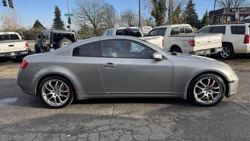 2005 INFINITI G35 Base