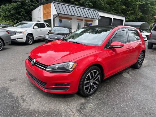 2016 Volkswagen Golf TSI SE 4-Door