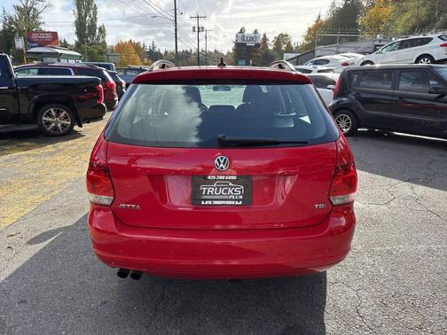 2013 Volkswagen Jetta SportWagen TDI