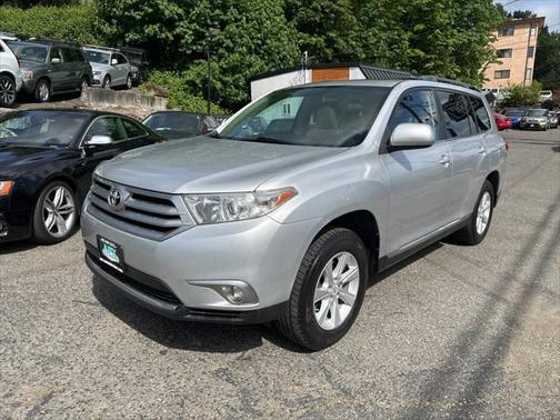 2012 Toyota Highlander SE
