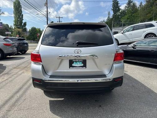 2012 Toyota Highlander SE