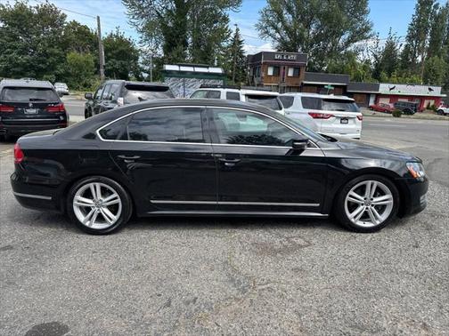 2014 Volkswagen Passat 1.8T Auto SEL Premium