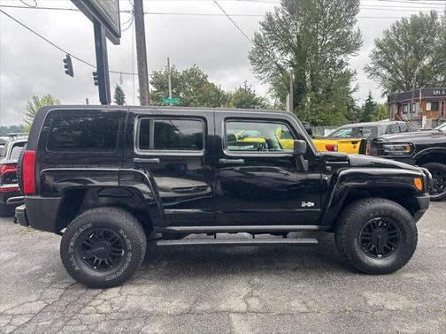 2006 Hummer H3 Base