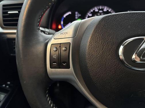 2011 Lexus CT 200h Premium