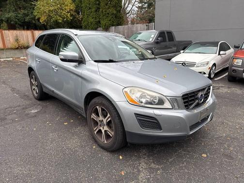 2013 Volvo XC60 T6 Premier Plus