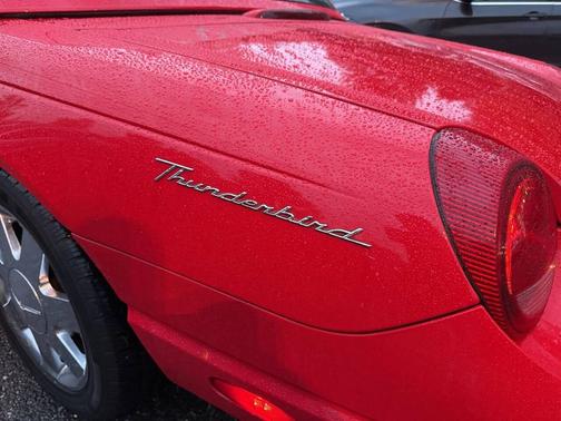 2002 Ford Thunderbird Deluxe