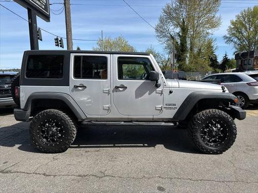 2012 Jeep Wrangler Unlimited Sport