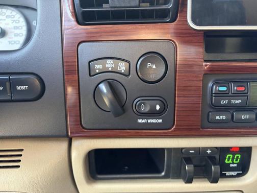 2005 Ford F-350 Lariat