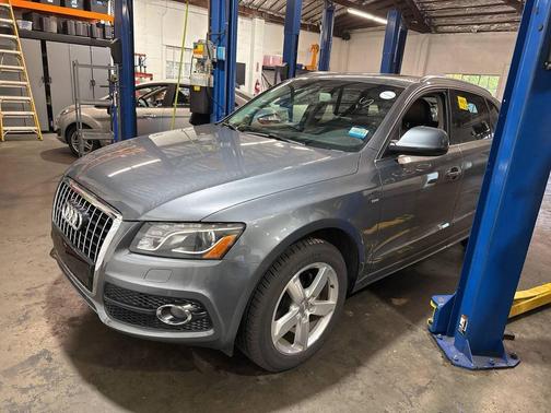2012 Audi Q5 3.2 Premium Plus