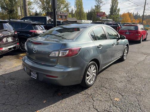 2012 Mazda Mazda3 i Touring