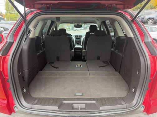 2012 Chevrolet Traverse LT