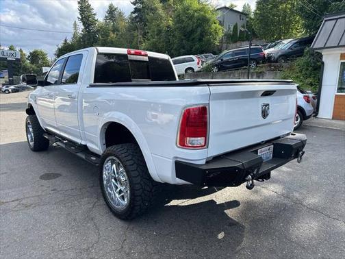 2017 RAM 2500 Laramie Crew Cab 4x4 6'4' Box