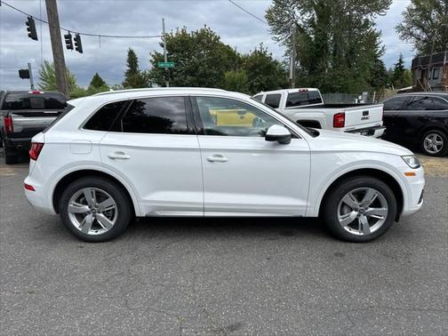 2011 Audi Q5 Premium Plus