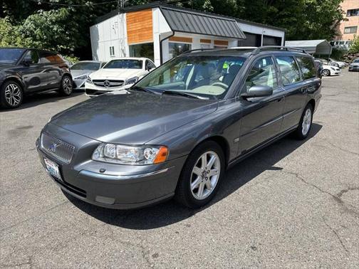 2005 Volvo V70 2.5T 4dr Turbo Wagon