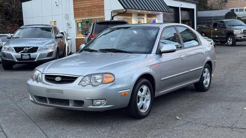 2004 Kia Spectra GS 4dr Hatchback