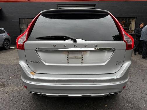 2015 Volvo XC60 T5 Premier