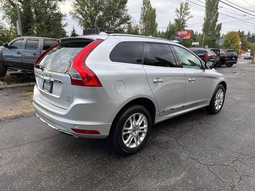 2015 Volvo XC60 T5 Premier