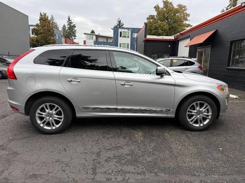 2015 Volvo XC60 T5 Premier