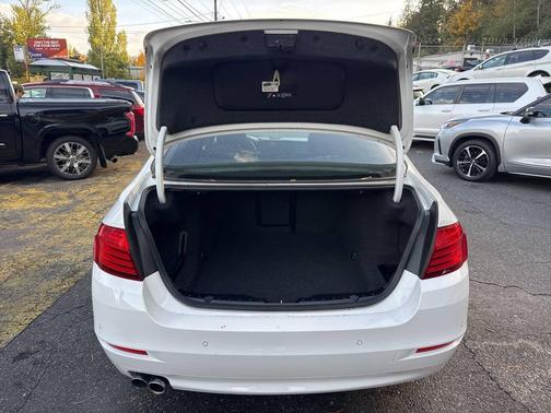 2015 BMW 528 528i 4dr Sedan