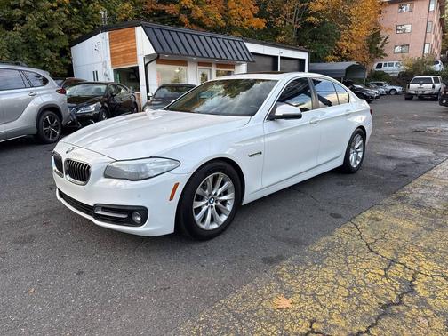 2015 BMW 528 528i 4dr Sedan
