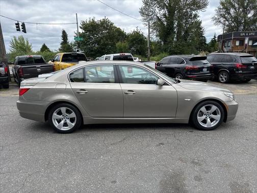 2008 BMW 528 528i 4dr Sedan Luxury
