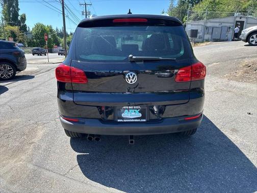 2017 Volkswagen Tiguan 2.0T Wolfsburg Edition
