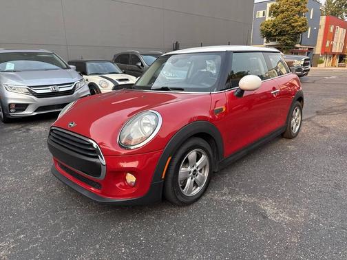 2017 MINI Hardtop Cooper