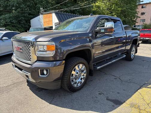 2015 GMC Sierra 2500 Denali